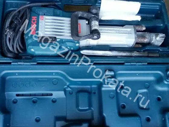 Отбойный молоток Bosch GSH 16-30 (сила удара 45 Джоулей)