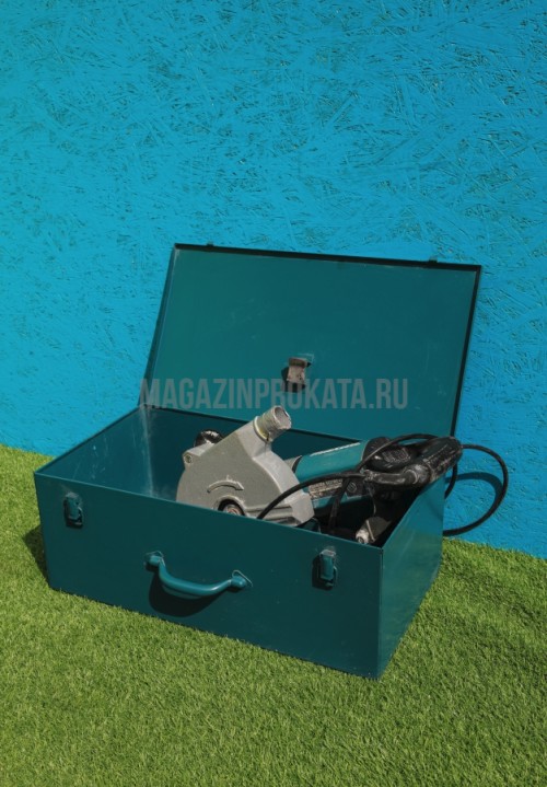 Фото 2. Штроборез Makita SG180