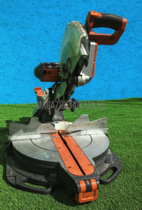 Фото 3. Торцовочная пила AEG PS 305 DG