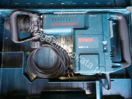 Отбойный молоток Bosch GSH 11 E (сила удара 25 Джоулей). Главное фото.